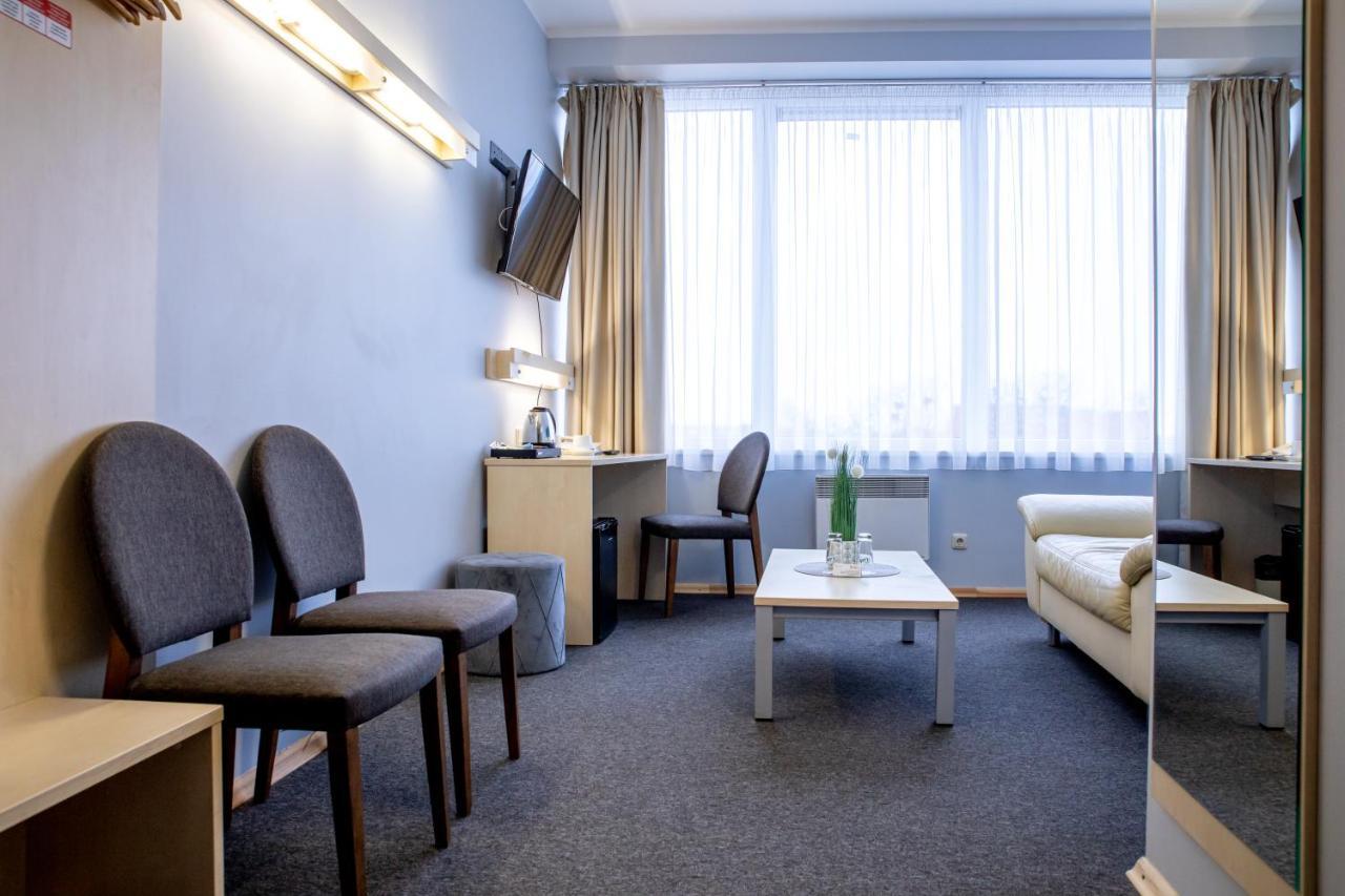 Rija Bauska Hotel Екстер'єр фото