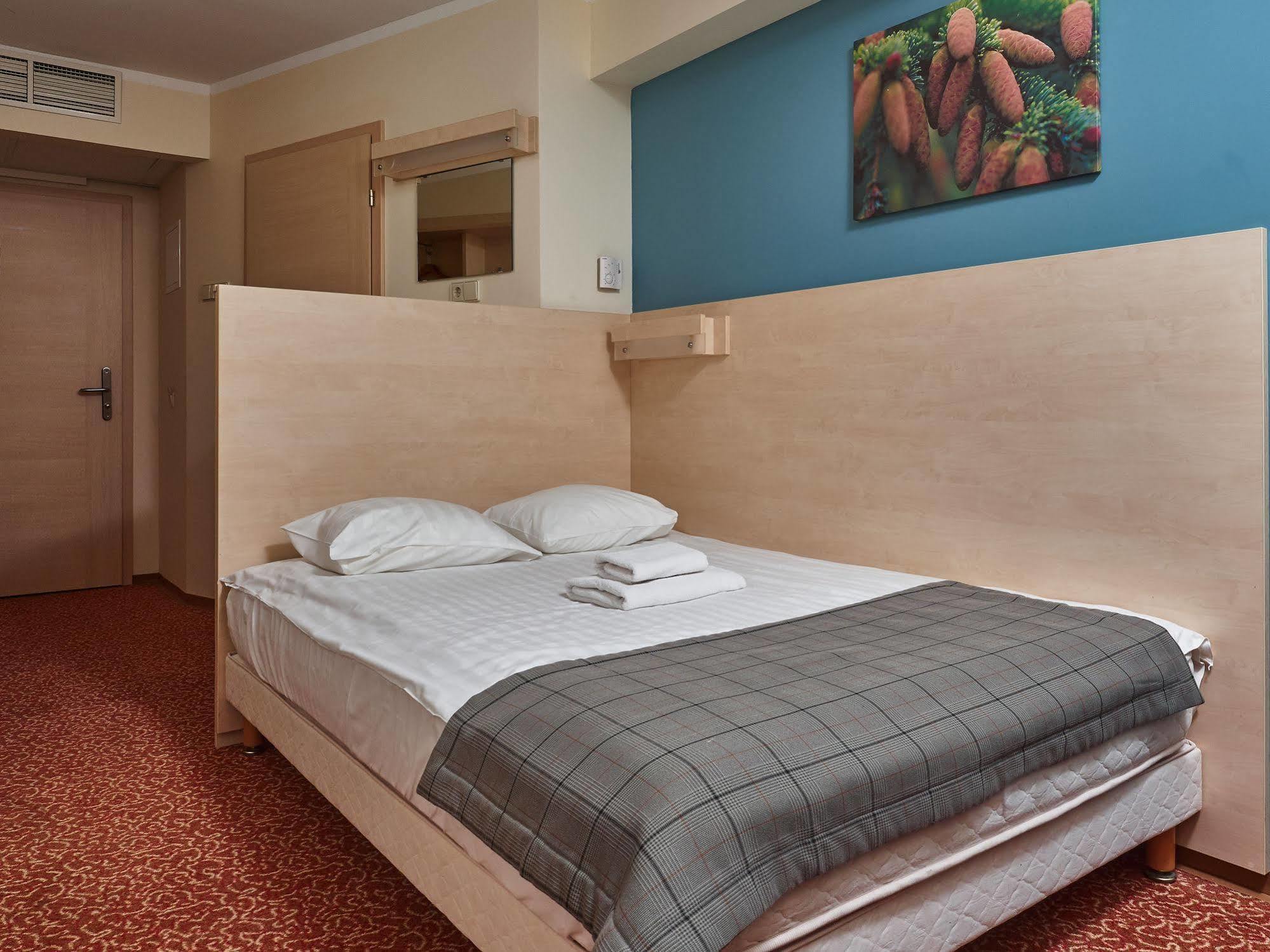Rija Bauska Hotel Екстер'єр фото