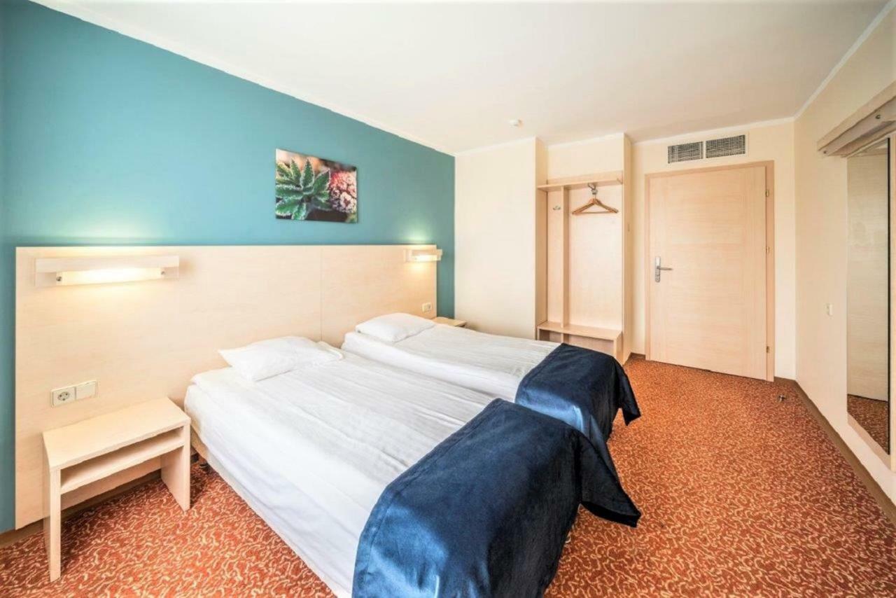 Rija Bauska Hotel Екстер'єр фото
